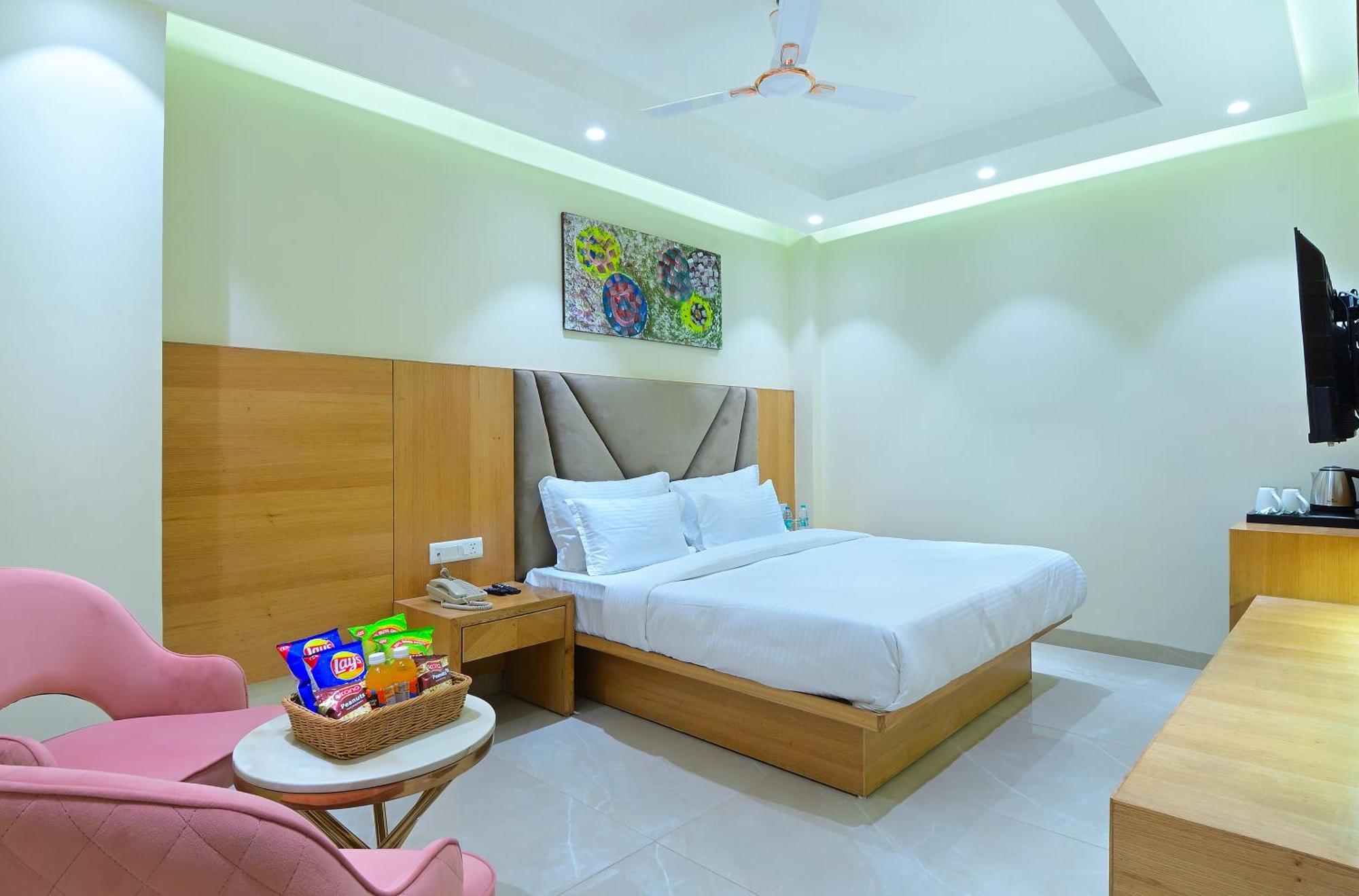 Hotel Shandon-2 Mins From Connaught Place Új-Delhi Kültér fotó